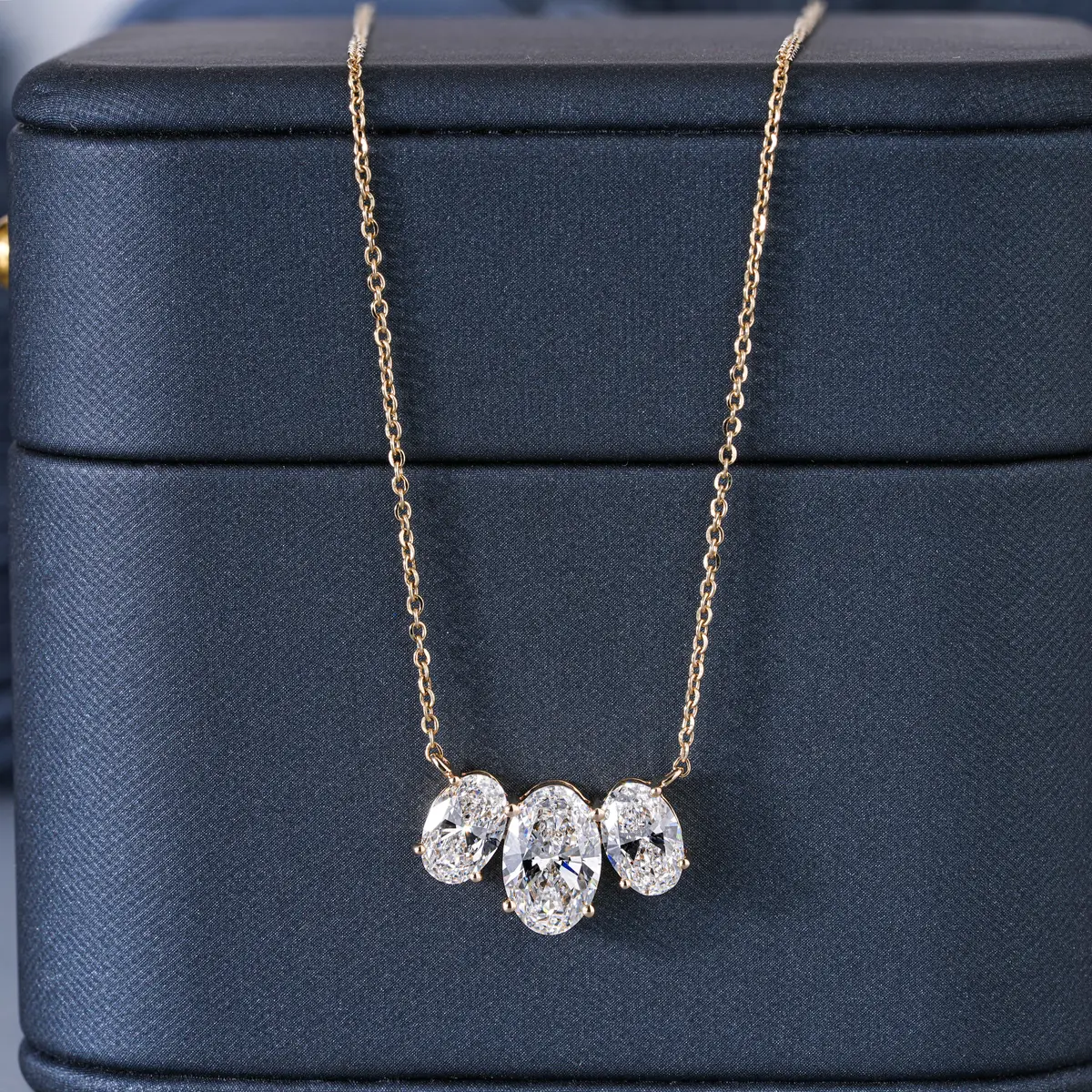 Oval Diamond Fashion Necklace 